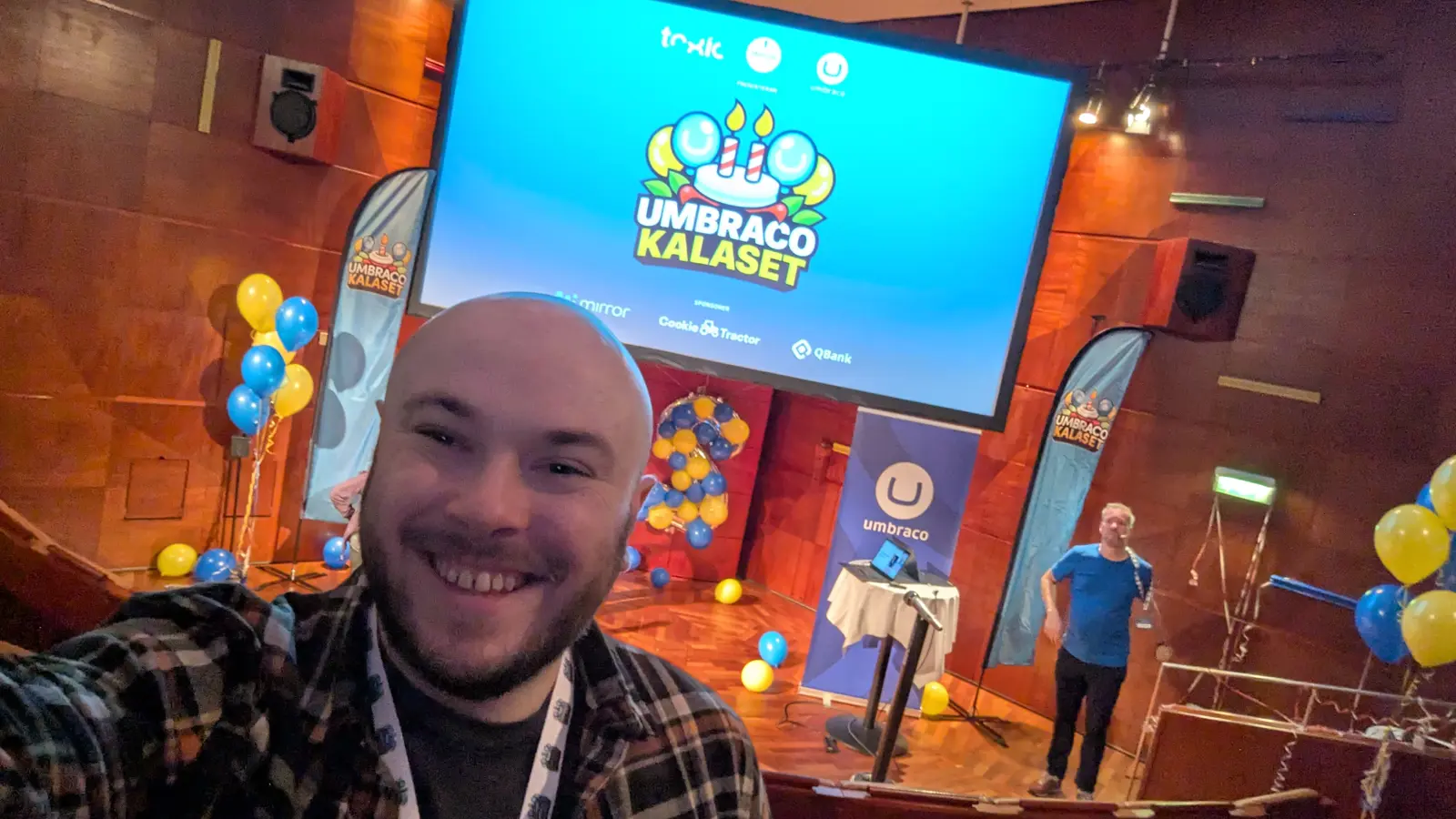  Click to open full size image.