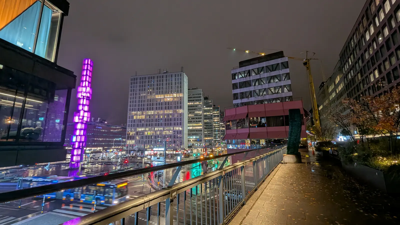  Click to open full size image.