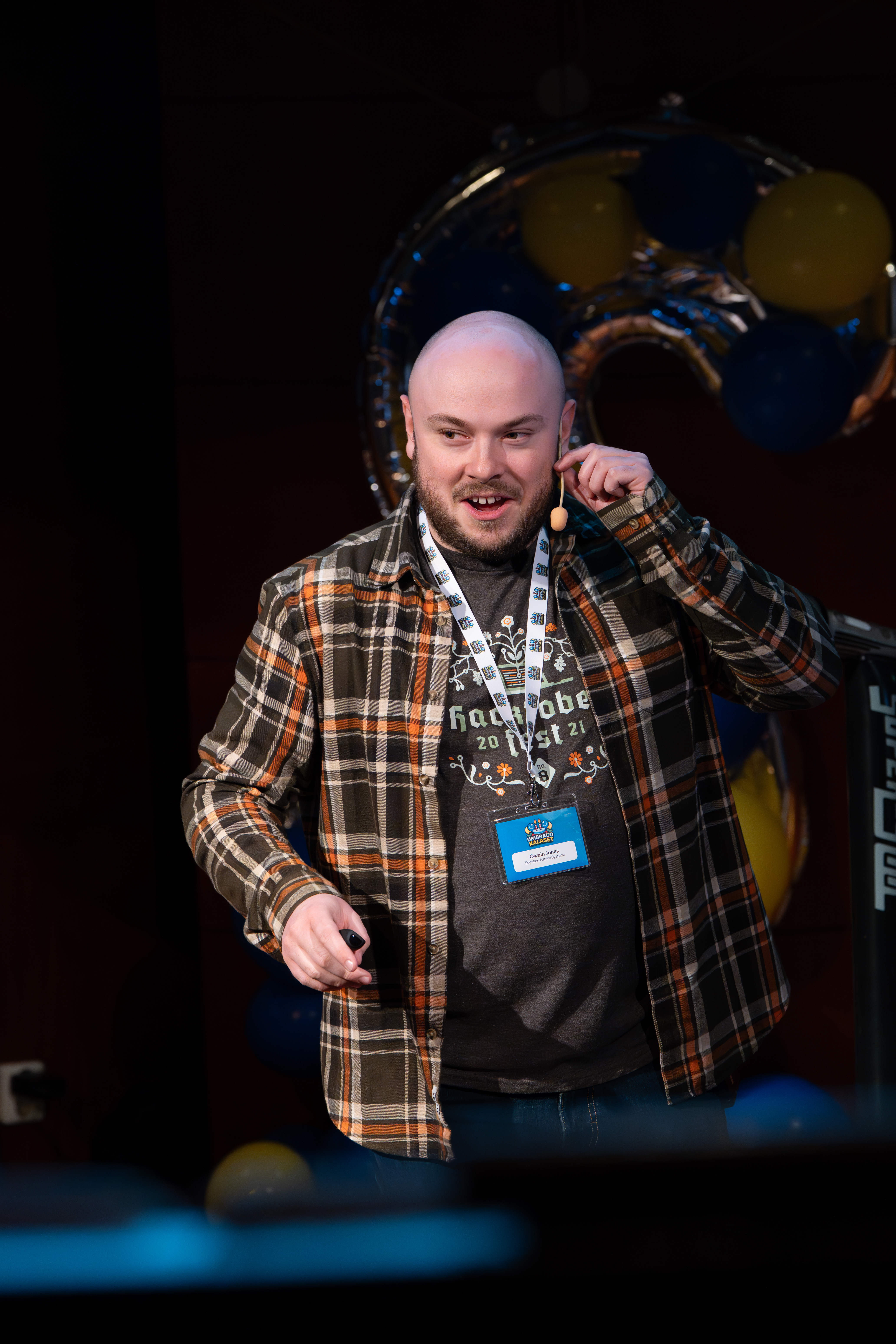  Click to open full size image.