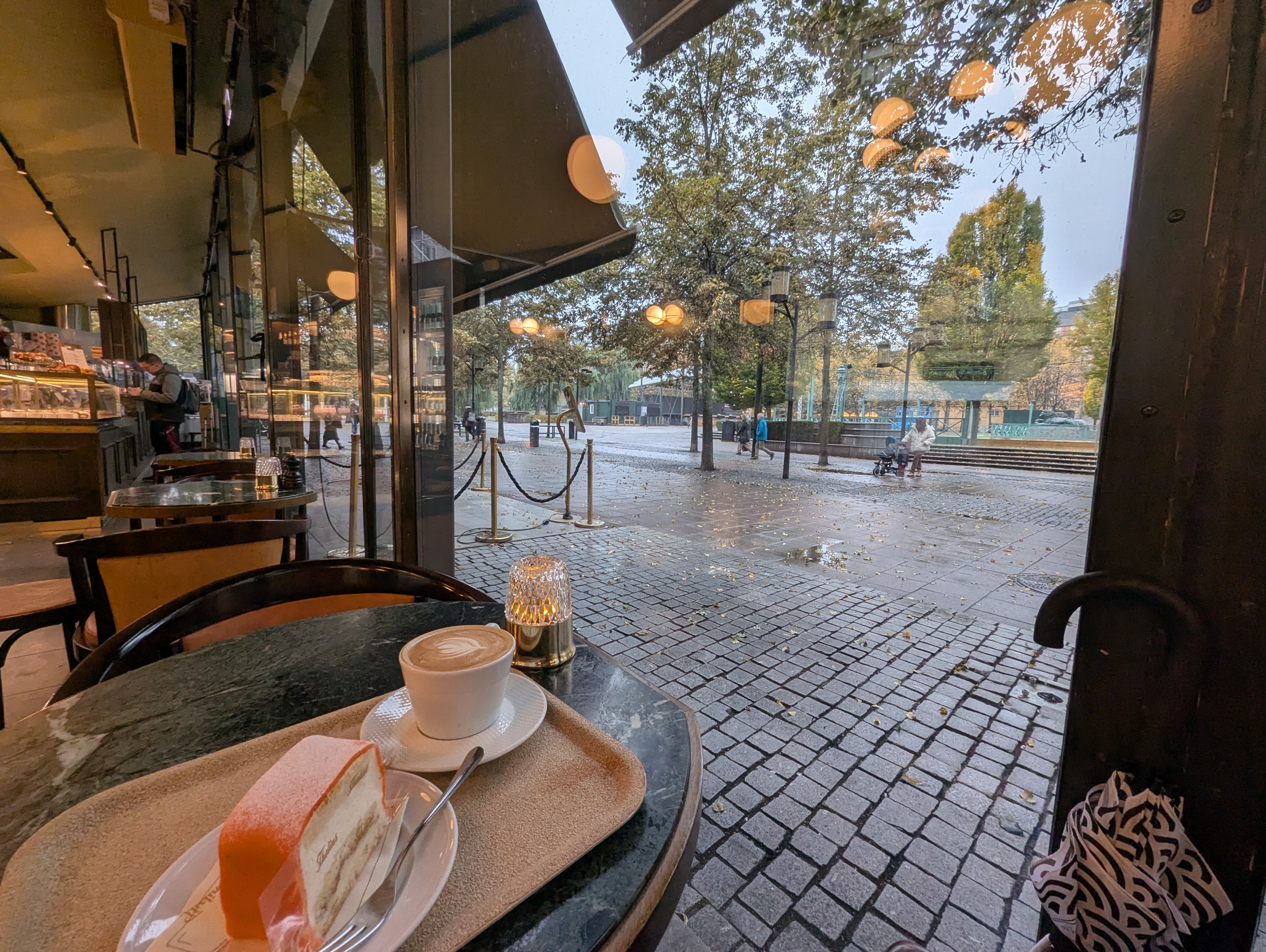  Click to open full size image.