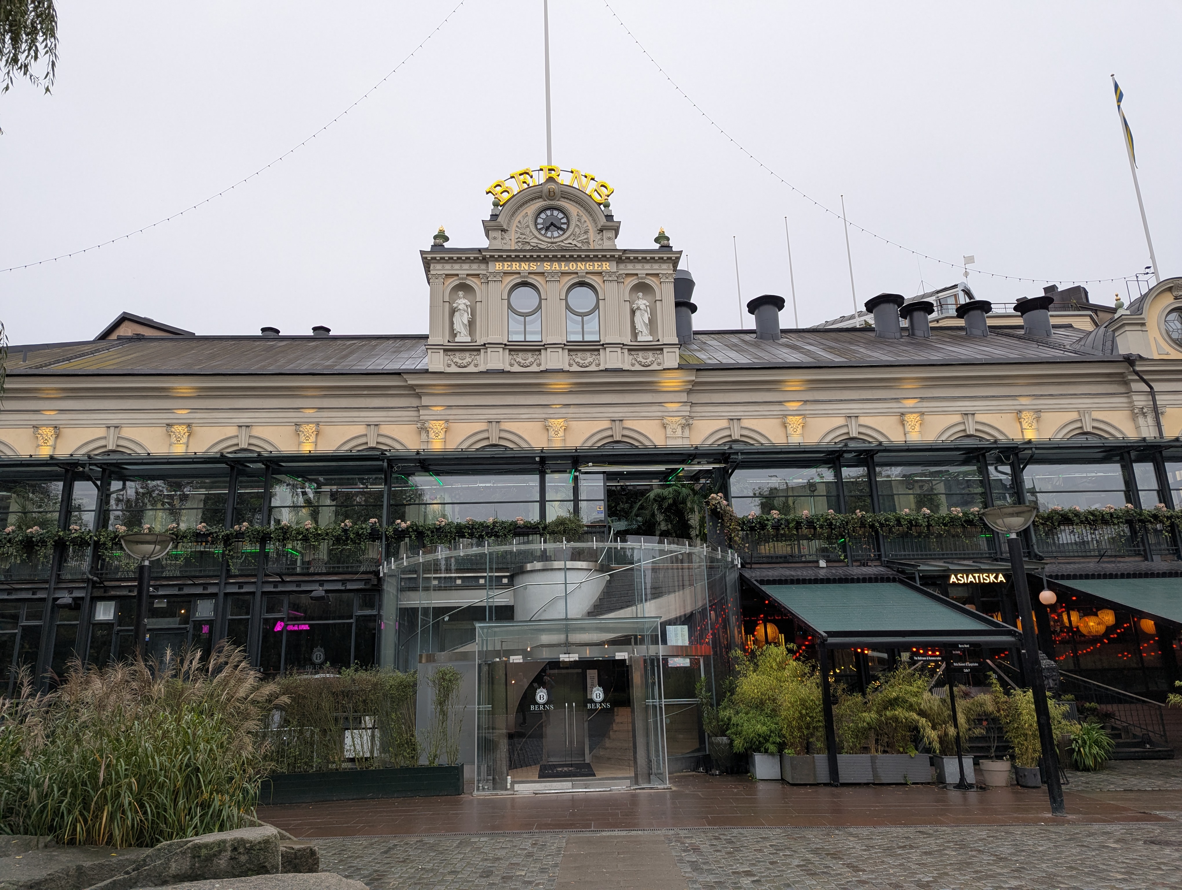  Click to open full size image.