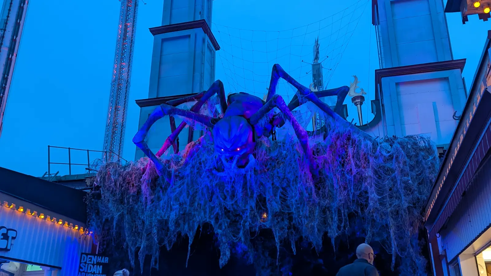  Click to open full size image.