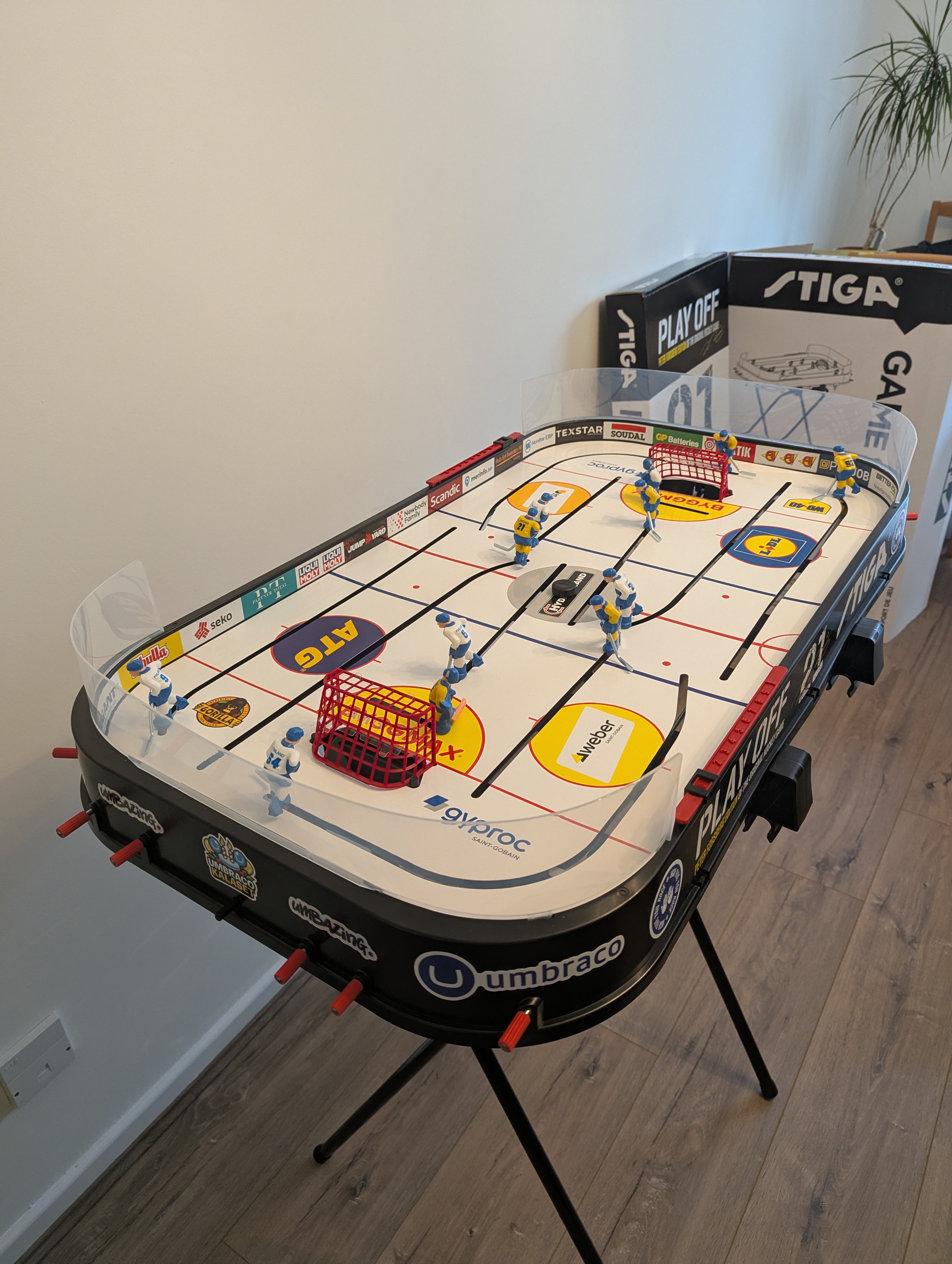  Click to open full size image.